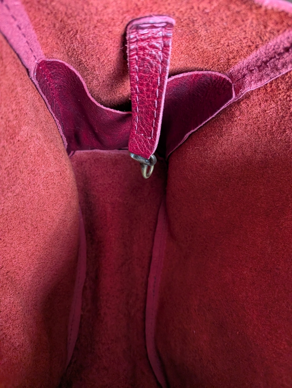 Portland Leather Sangria Butterfly Bag - Picture 7 of 8